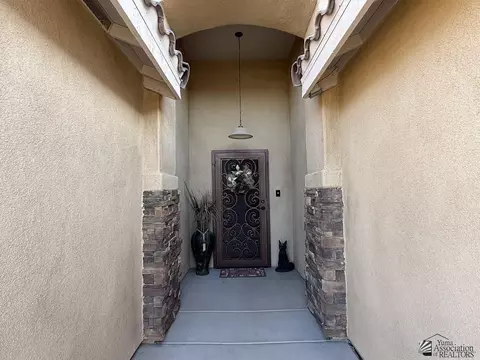 Entry Way - 12635 E 48 Dr, Yuma, AZ 85367 photo 1 of 3