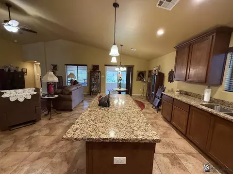 Kitchen - 12635 E 48 Dr, Yuma, AZ 85367 photo 3 of 4