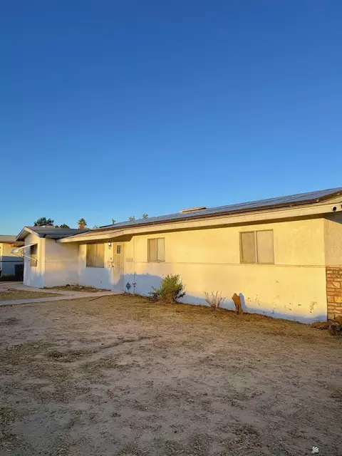 3021 S Palmaire Ave, Yuma, AZ 85364