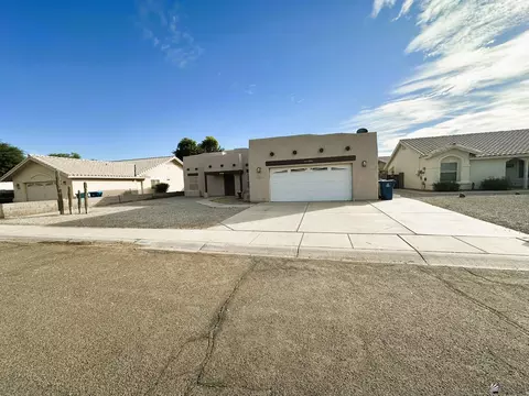Exterior - 10617 E 37 St, Yuma, AZ 85365 photo 2 of 9
