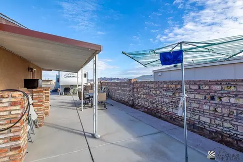 Exterior - 12667 E 47 Dr, Yuma, AZ 85367 photo 5 of 8