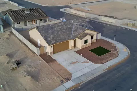 10688 E 45 St, Yuma, AZ 85367