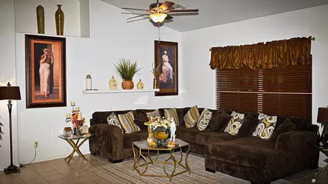 Living - 11156 E 27 St, Yuma, AZ 85367 photo 1 of 1