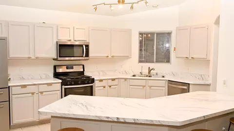 Kitchen - 11156 E 27 St, Yuma, AZ 85367 photo 2 of 4