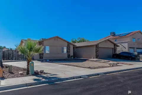 Exterior - 8805 E 25 St, Yuma, AZ 85365 photo 3 of 9