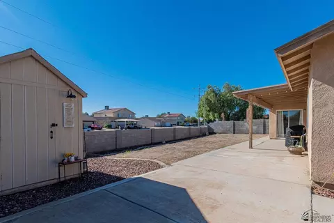 Exterior - 8805 E 25 St, Yuma, AZ 85365 photo 8 of 9