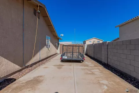 Exterior - 8805 E 25 St, Yuma, AZ 85365 photo 9 of 9
