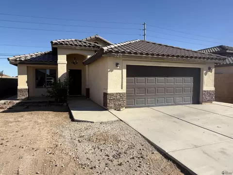 325 N Rachel Dodge Ave, San Luis, AZ 85336