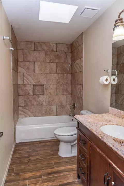 Bath - 563 E 25 St, Yuma, AZ 85365 photo 1 of 6