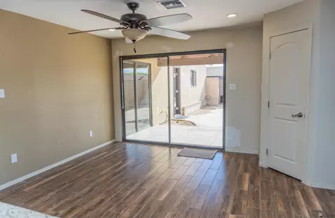 Living - 563 E 25 St, Yuma, AZ 85365 photo 4 of 4