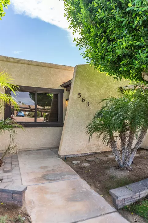 Exterior - 563 E 25 St, Yuma, AZ 85365 photo 2 of 7