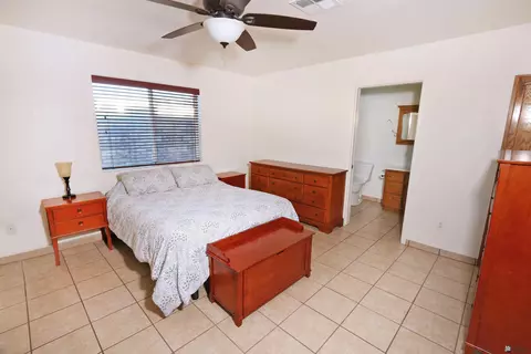 Bedroom - 12516 E 47 Ln, Yuma, AZ 85367 photo 1 of 5