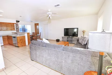 Living - 12516 E 47 Ln, Yuma, AZ 85367 photo 2 of 3