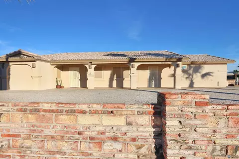 Exterior - 12516 E 47 Ln, Yuma, AZ 85367 photo 4 of 9