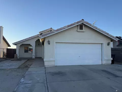 996 N 4 Dr, San Luis, AZ 85349