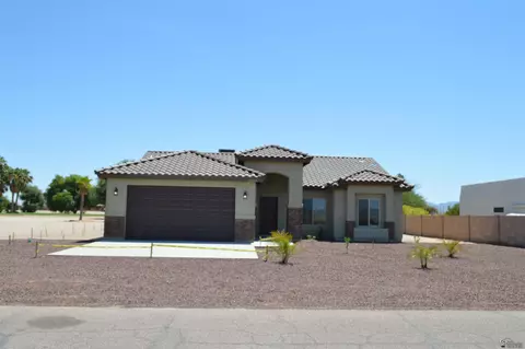 29811 E Mountain View Ave, Wellton, AZ 85356