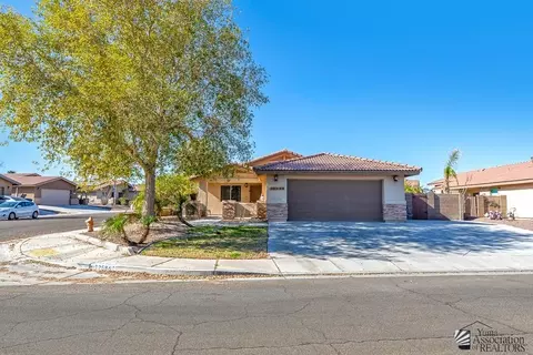 12586 S Driftwood Dr, Yuma, AZ 85367