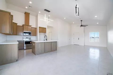 10543 E 46 Pl, Yuma, AZ 85367 photo 5