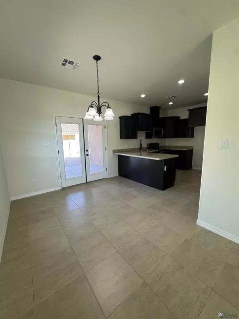 Dining - 10660 E 45 Ln, Yuma, AZ 85367 photo 1 of 1