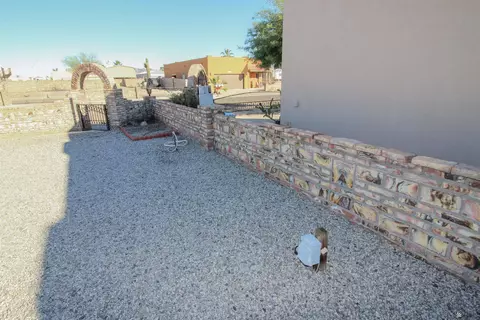 Exterior - 13671 E 53 Dr, Yuma, AZ 85367 photo 4 of 6