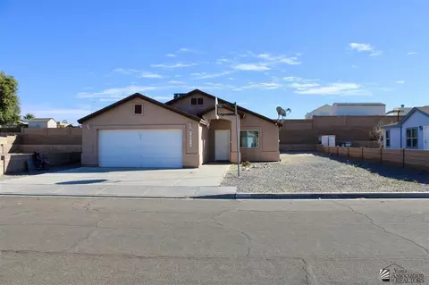 10217 S Monsoon Ave, Yuma, AZ 85365