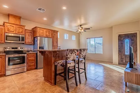 Kitchen - 12732 E 49 St, Yuma, AZ 85367 photo 2 of 2