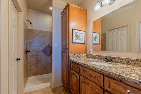 Bath - 12732 E 49 St, Yuma, AZ 85367 photo 2 of 2