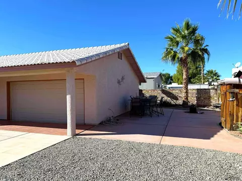 Exterior - 13854 E 48 Dr, Yuma, AZ 85367 photo 7 of 10