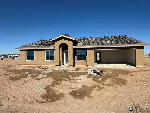 7144 E 44th Pl, Yuma, AZ 85365