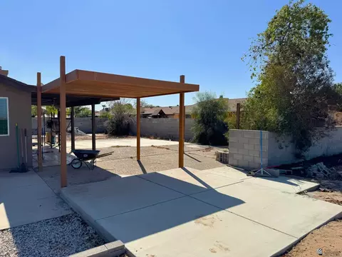 Exterior - 3409 E Moreno Ln, Yuma, AZ 85365 photo 6 of 9