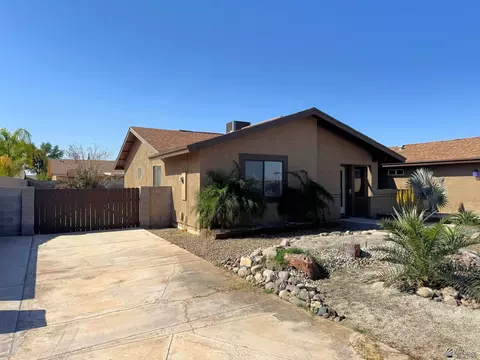 Exterior - 3409 E Moreno Ln, Yuma, AZ 85365 photo 8 of 9