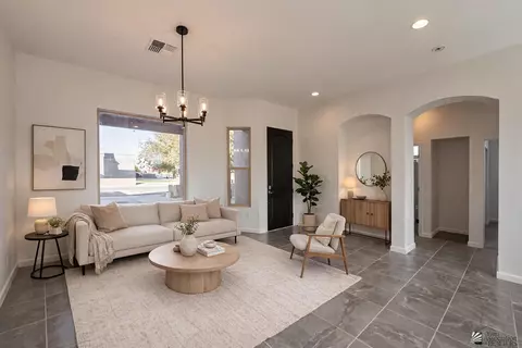3703 S Falcon Dr, Yuma, AZ 85365