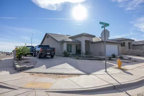 4259 E San Francisco St, San Luis, AZ 85336