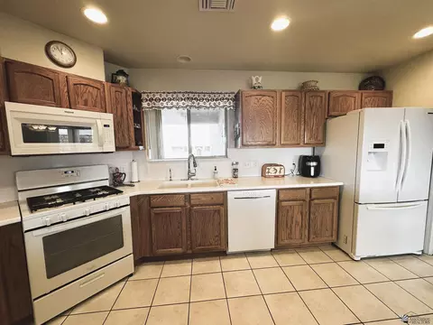 13381 E 55 Ln, Yuma, AZ 85367 photo 15