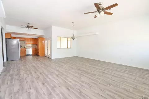 Living - 13824 E 52 St, Yuma, AZ 85367 photo 2 of 4