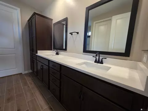Bath - 7729 E 35 Pl, Yuma, AZ 85365 photo 1 of 6
