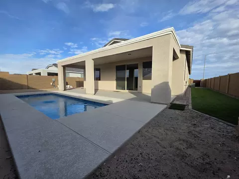 Exterior - 7729 E 35 Pl, Yuma, AZ 85365 photo 5 of 6