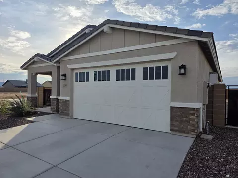 Exterior - 7729 E 35 Pl, Yuma, AZ 85365 photo 3 of 6
