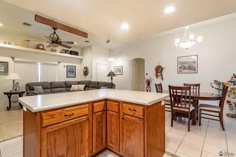 Kitchen - 14112 E 51 Pl, Yuma, AZ 85367 photo 3 of 3