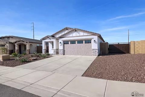 3518 S Elliott Way, Yuma, AZ 85365