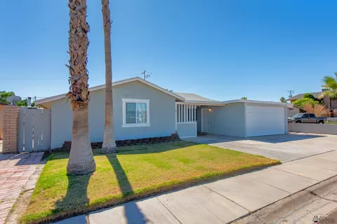 Exterior - 223 E 25 St, Yuma, AZ 85364 photo 10 of 11