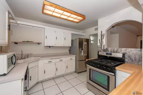 Kitchen - 223 E 25 St, Yuma, AZ 85364 photo 1 of 3