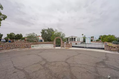 11798 S Sandra Ave, Yuma, AZ 85367