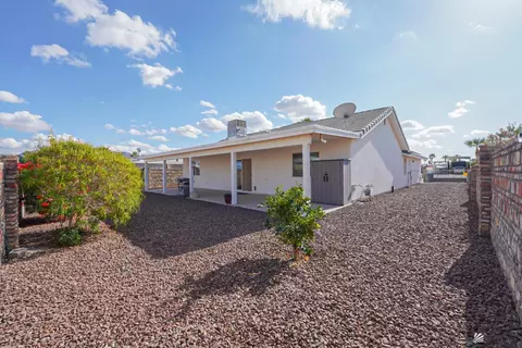 Exterior - 13482 E 52 Dr, Yuma, AZ 85367 photo 6 of 12