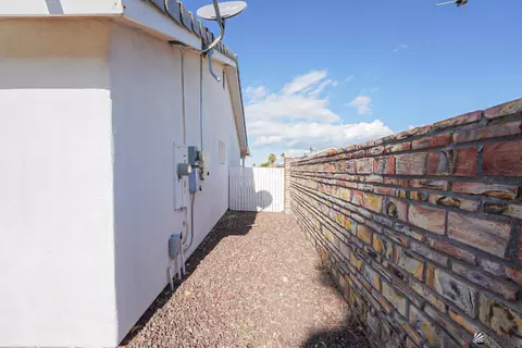 Exterior - 13482 E 52 Dr, Yuma, AZ 85367 photo 11 of 12