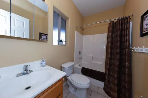 Bath - 14770 E 54 St, Yuma, AZ 85367 photo 1 of 5