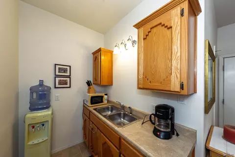 Kitchen - 14770 E 54 St, Yuma, AZ 85367 photo 7 of 7