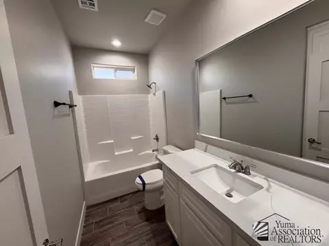 Bath - 712 E 12 Pl, Somerton, AZ 85350 photo 1 of 4