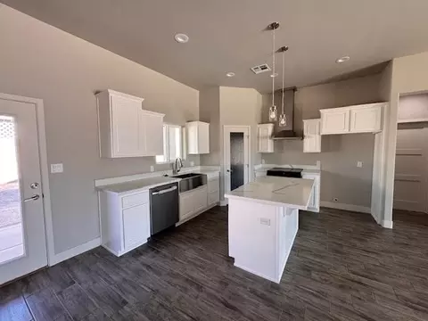Kitchen - 712 E 12 Pl, Somerton, AZ 85350 photo 2 of 2
