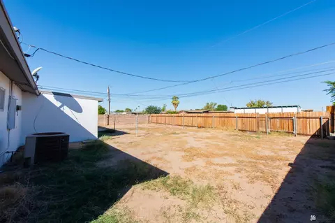 Exterior - 1400 E 23 St, Yuma, AZ 85365 photo 5 of 5